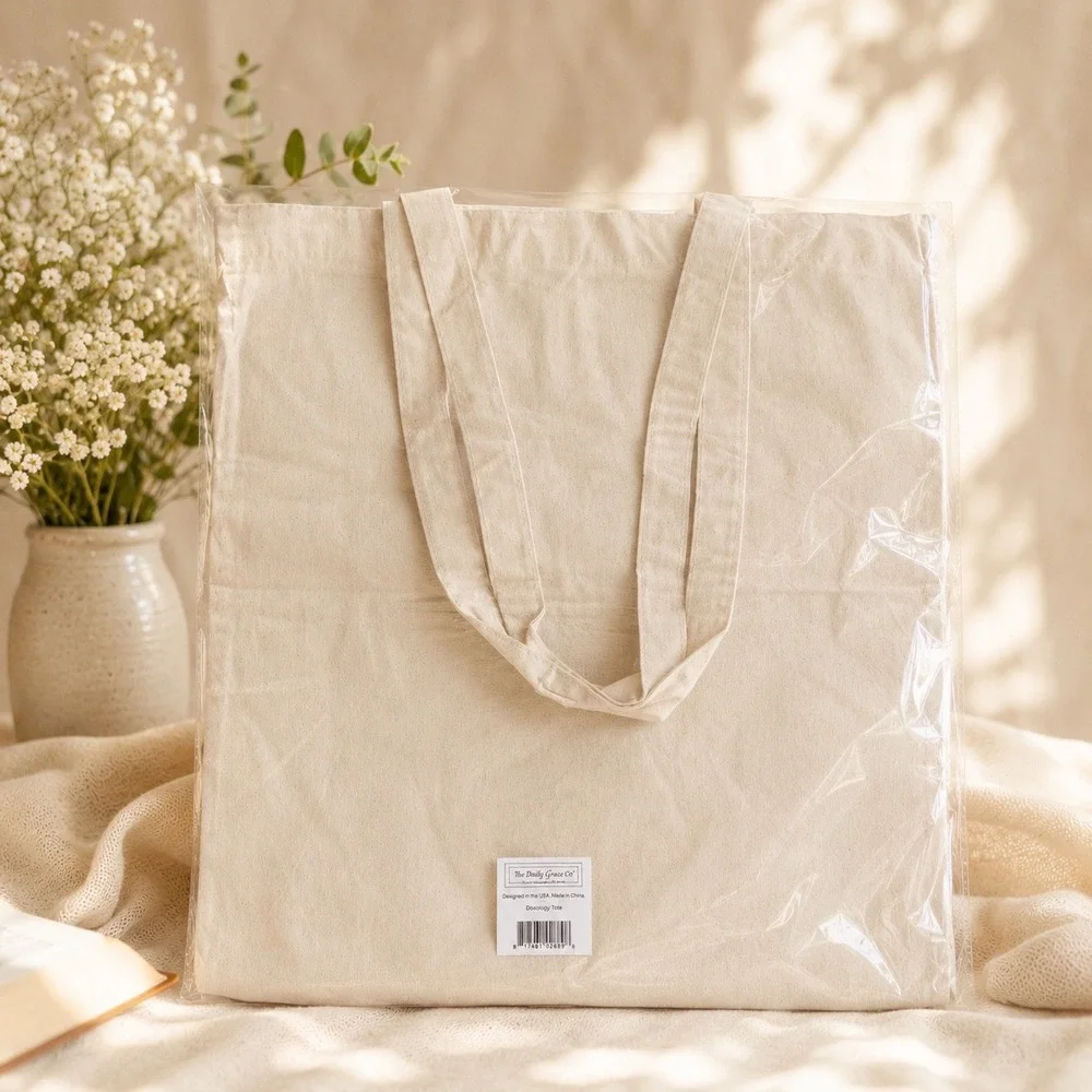 The Daily Grace Co Doxology Tote Bag Cream Canvas‎ Praise God Quote New